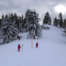 Pohľad na výstupovú trasu na hlavný vrchol.