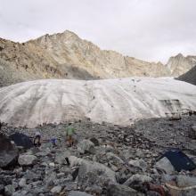 turbáza Beluchy (3000 m)