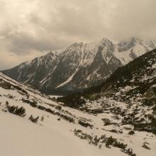 v pozadí Popradské pleso